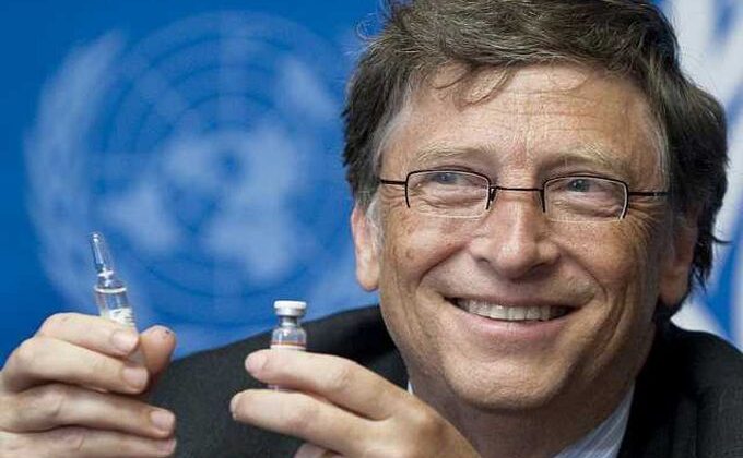 Los servicios de la iglesia no pueden reanudarse hasta que todos estemos vacunados, dice Bill Gates