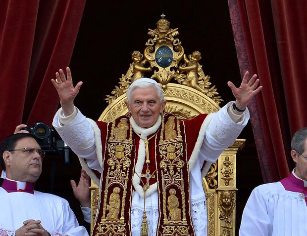 Murió Benedicto XVI a los 95 años - Radio Solo Por Gracia